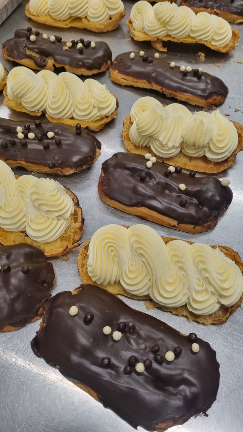 Mini eclairs